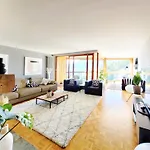 Appartement L'avantgardiste, Spacious 6 Bedrooms Duplex, Panoramic View Crans-Montana