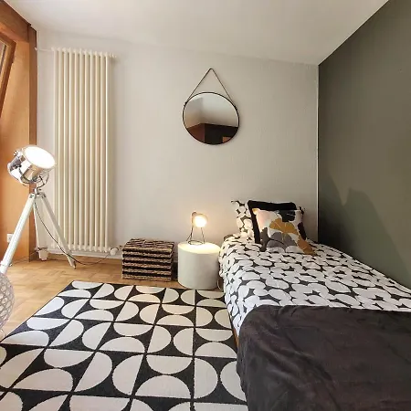 L'avantgardiste, Spacious 6 Bedrooms Duplex, Panoramic View *