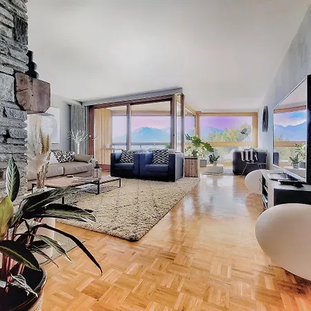 Daire L'avantgardiste, Spacious 6 Bedrooms Duplex, Panoramic View