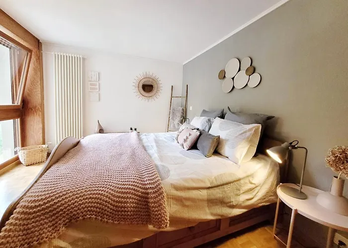 L'avantgardiste, Spacious 6 Bedrooms Duplex, Panoramic View Apartament