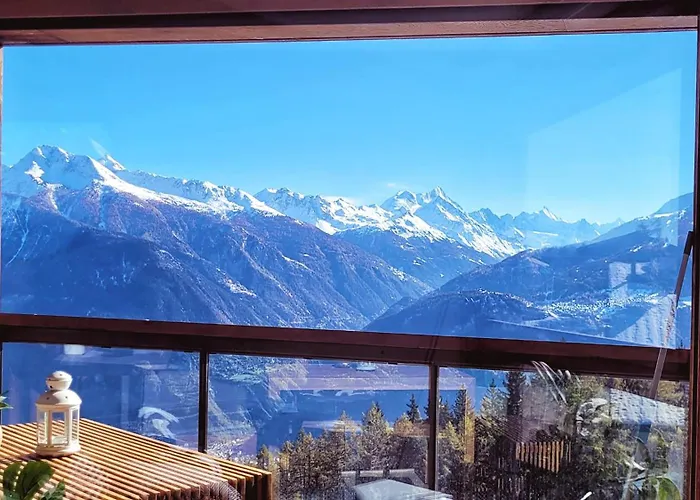 L'avantgardiste, Spacious 6 Bedrooms Duplex, Panoramic View Apartament *