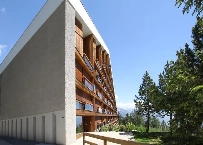 L'avantgardiste, Spacious 6 Bedrooms Duplex, Panoramic View * Кран-Монтана