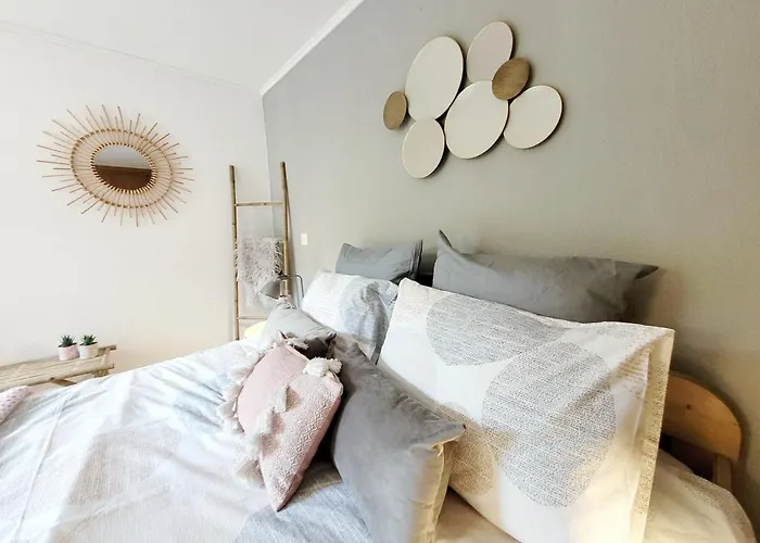 L'avantgardiste, Spacious 6 Bedrooms Duplex, Panoramic View Апартаменты