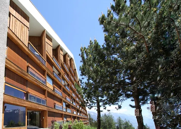 L'avantgardiste, Spacious 6 Bedrooms Duplex, Panoramic View Апартаменты Кран-Монтана