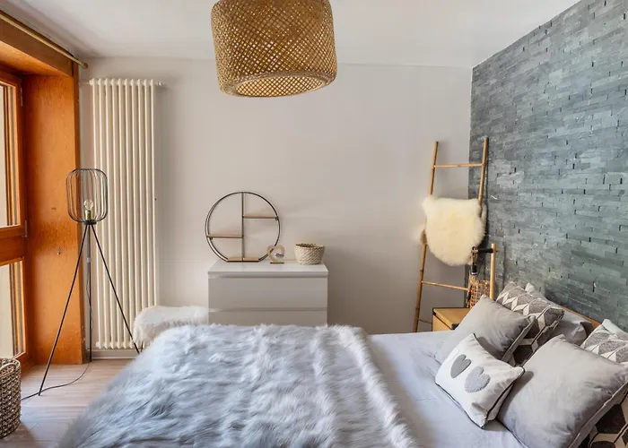 Апартаменты L'avantgardiste, Spacious 6 Bedrooms Duplex, Panoramic View