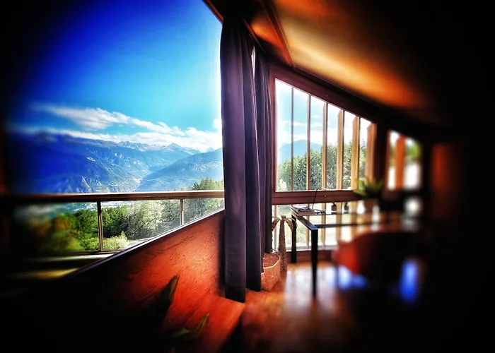 L'avantgardiste, Spacious 6 Bedrooms Duplex, Panoramic View Апартаменты