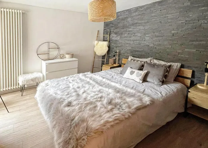 Апартаменты L'avantgardiste, Spacious 6 Bedrooms Duplex, Panoramic View Кран-Монтана