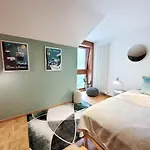 Apartamento L'avantgardiste, Spacious 6 Bedrooms Duplex, Panoramic View Crans-Montana