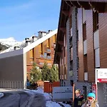 L'avantgardiste, Spacious 6 Bedrooms Duplex, Panoramic View Apartamento *