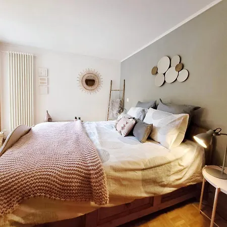 L'avantgardiste, Spacious 6 Bedrooms Duplex, Panoramic View アパート